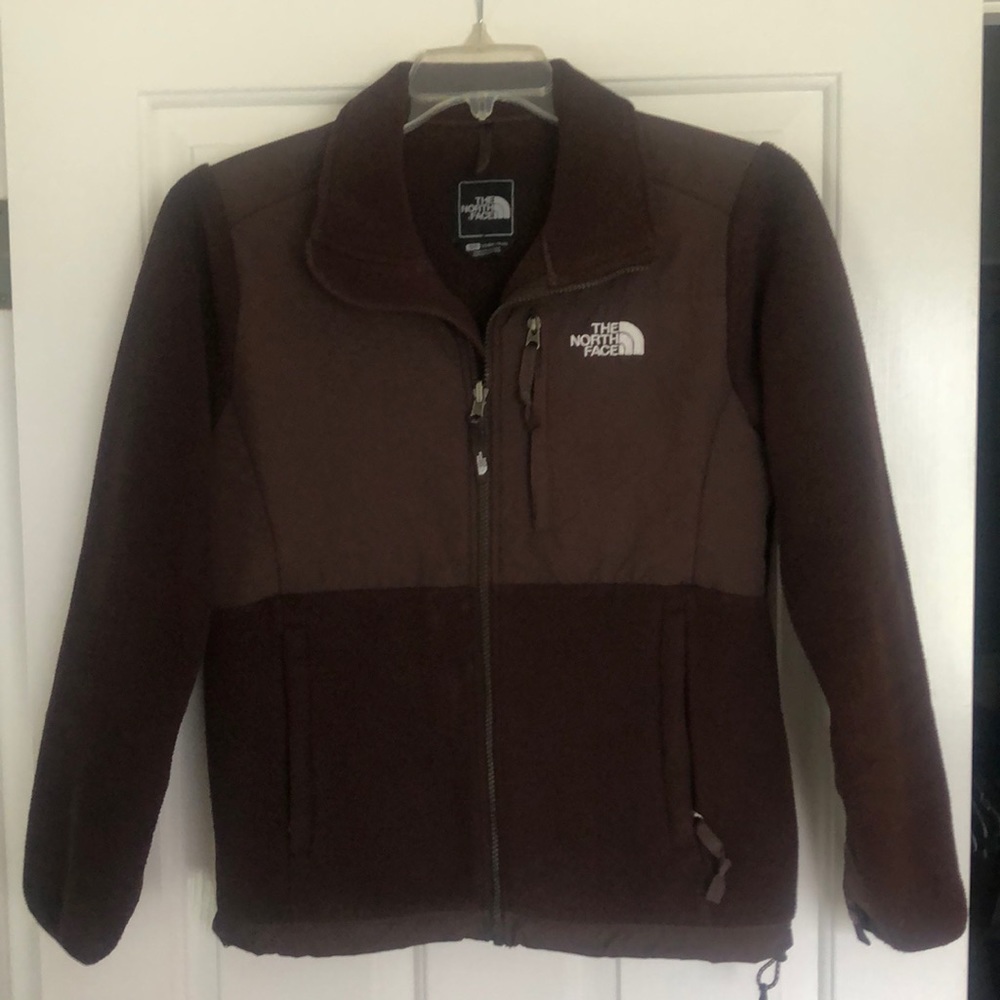 Women’s North Face Brown Fleece coat. Size Small
